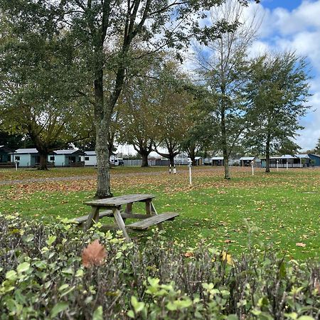 Cambridge Top 10 Holiday Park 외부 사진