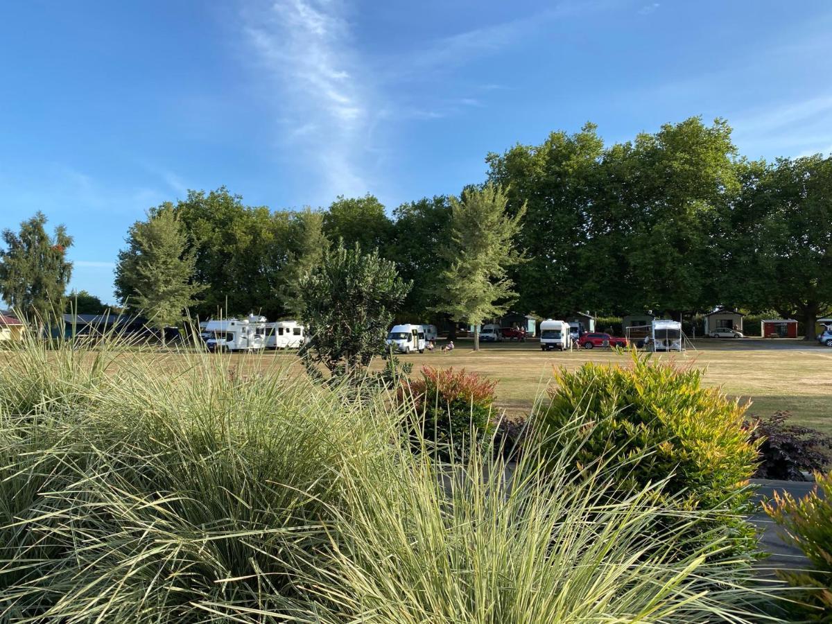 Cambridge Top 10 Holiday Park 외부 사진